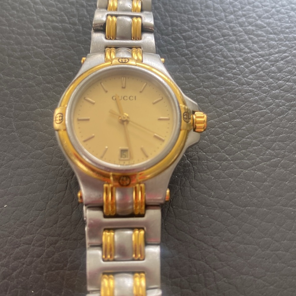 Authentic Vintage Gucci Watch